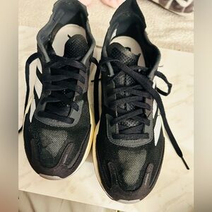 Nike Black and White Athletic Sneakers Gently worn and taken care of !